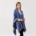 poncho bleu élégant