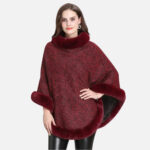 tenue chic avec poncho