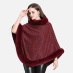 luxueux poncho hivernal