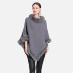 poncho avec col en fourrure