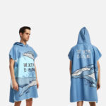 Cape Poncho de plage avec baleines