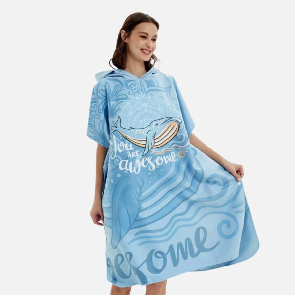 poncho de plage baleine bleue