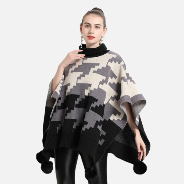 poncho à pompon