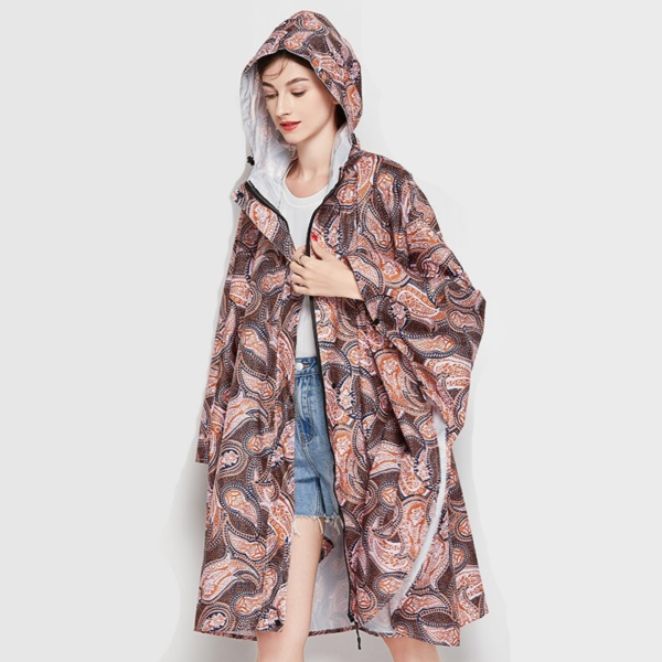 cape pluie femme élégante