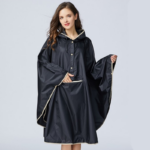 cape de pluie noire élégante