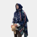 cape avec motifs hiver