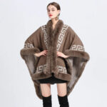 cape pour femme avec motif