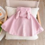 poncho oreilles de lapin