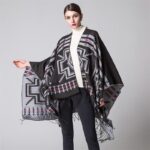 poncho avec motifs bohèmes
