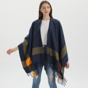 poncho court élégant