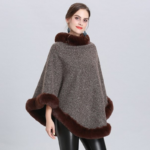 Poncho de mode féminine en hiver