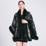 cape femme motif ethnique