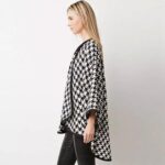 cape chic noir et blanc