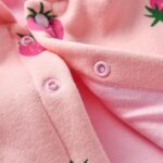 vêtement enfant rose fraise