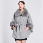 Poncho femm fourrure