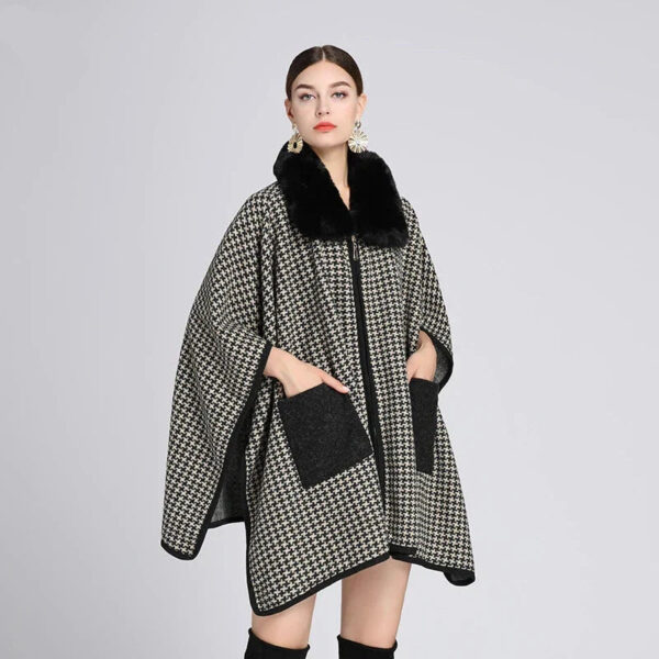 poncho fourrure pied-de-poule