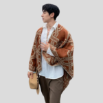 Poncho à motifs pour homme