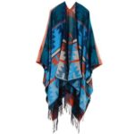 cape avec motifs ethniques