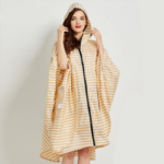 poncho pluie rayé