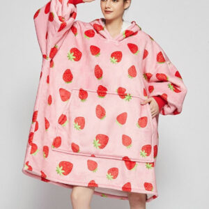 poncho polaire avec motifs de fraises